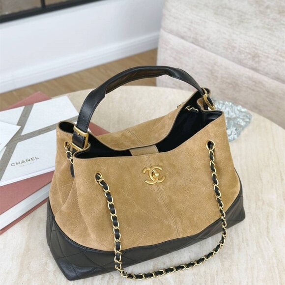 Chanel bag - Picture 2 of 7